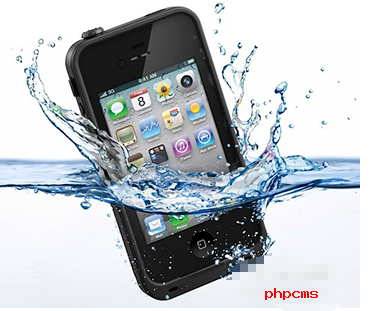 苹果手机掉水里怎么办？如何处理减小损失