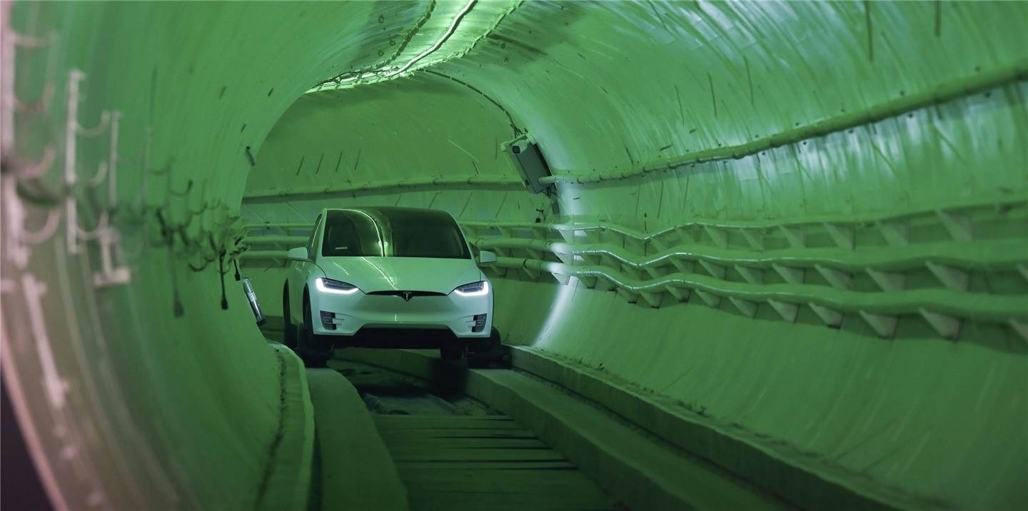 马斯克 “无聊公司”的 LVCC 环路隧道每小时可能运送 2 万多人